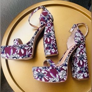 Express Floral Platform Sandals